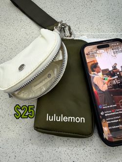 Wristlet Pouch