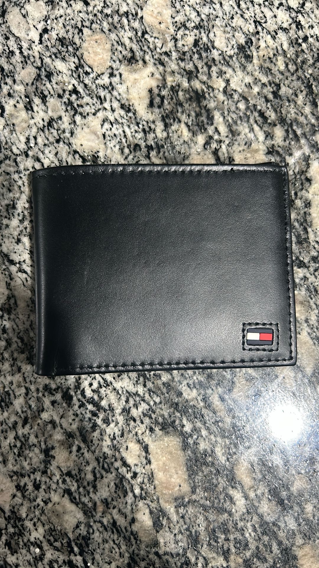 Tommy Hilfiger Wallet