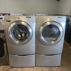 🧺✨  Washer & Gas Dryer Set – Excellent Condition! ✨🧺