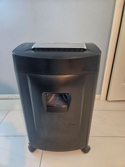 Royal 1840MX Heavy-Duty Crosscut Shredder