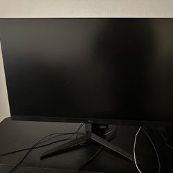 LG 32GP850-B 32-inch QHD (2560 x 1440) Ultragear Gaming Monitor [Has A Scratch]