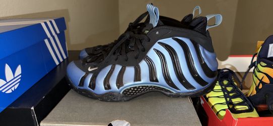 Nike pennys