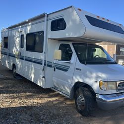 1998  Ford -Four Winds  RV  28 Ft 