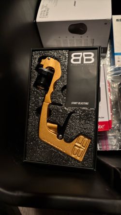 Bubbly Blaster Champagne Bottle Opener