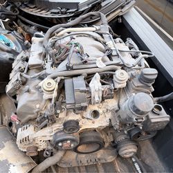 Complete engine and transmission for Chrysler crossfire