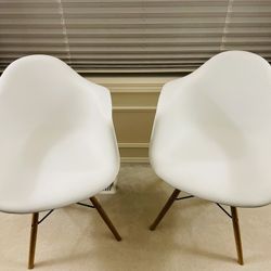 Eames Style White Chair Set of 2