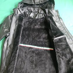 Italian Made HOODIE JACKET New 80$