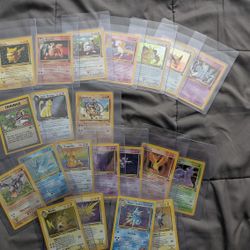 Pokemon Vintage WOTC Black Star + Fossil Holo LOT!! 21 CARDS.