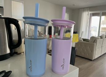 Pair of smoothie cup