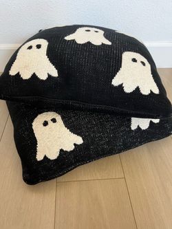 Ghost Halloween pillows