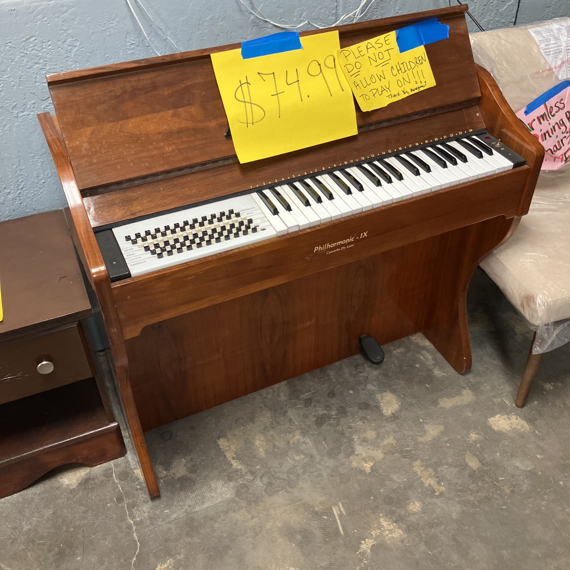 Philharmonic Organ