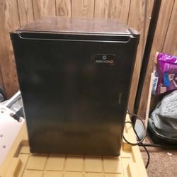 Mini Fridge