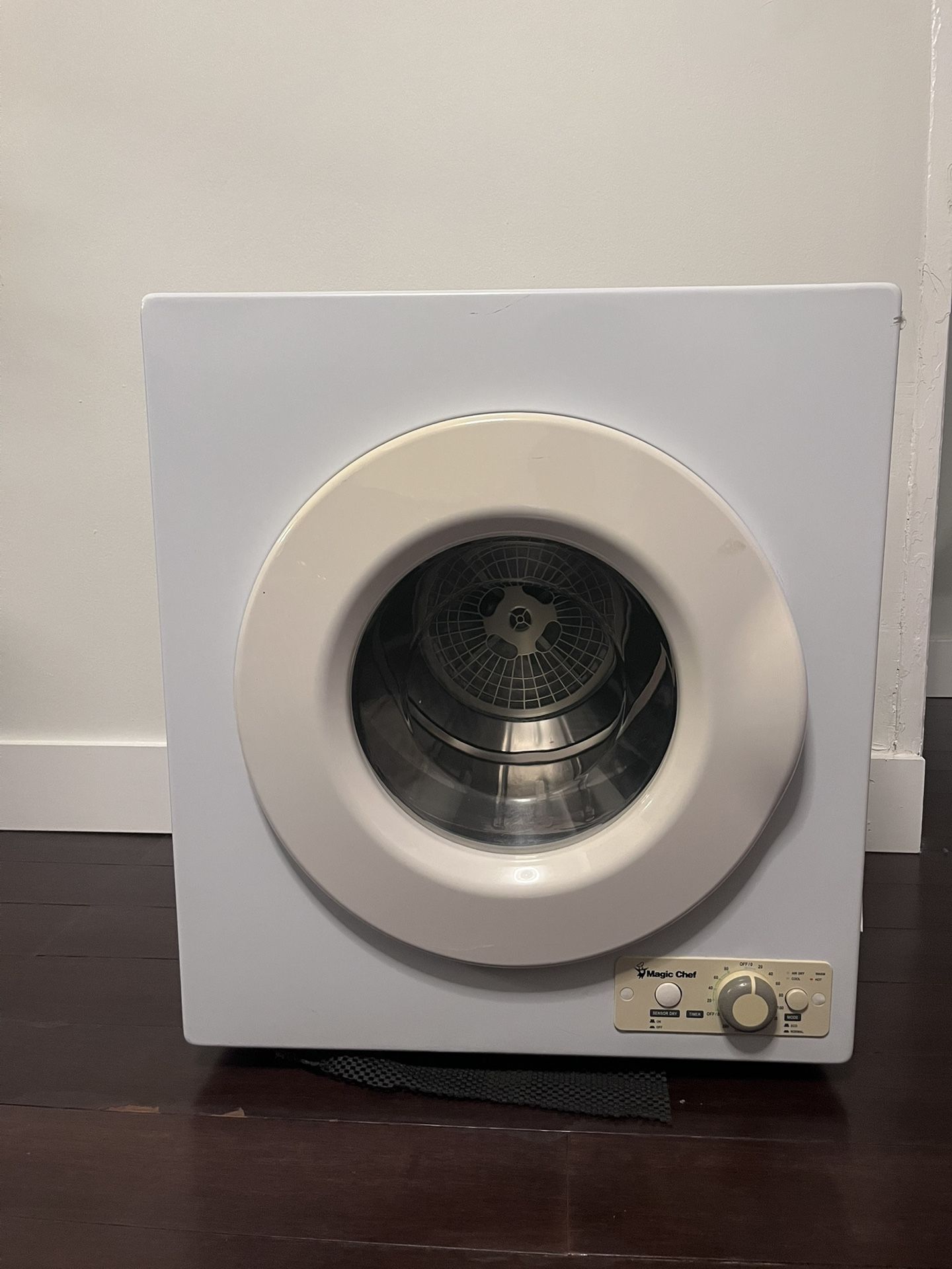 Magic Chef 2.6 cu. ft. White Compact Electric Dryer