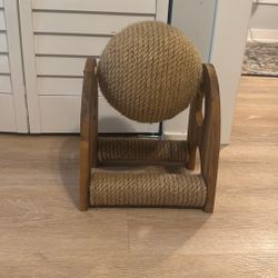 Cat Scratching Toy 
