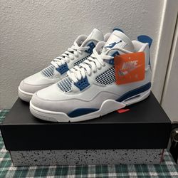 Air Jordan 4 Retro Military Blue