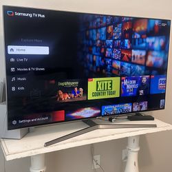 55” Samsung TV  & Console Table