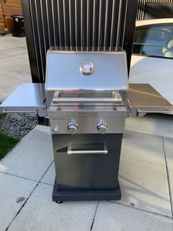 Kitchenaid 2 Burner Natural Gas Grill for Sale in Seattle, WA - OfferUp