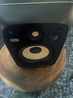 KRK V8