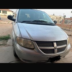 2005 Dodge Grand Caravan