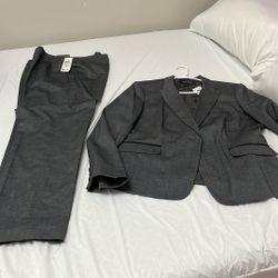 WOMENS PANT SUIT —SZ16