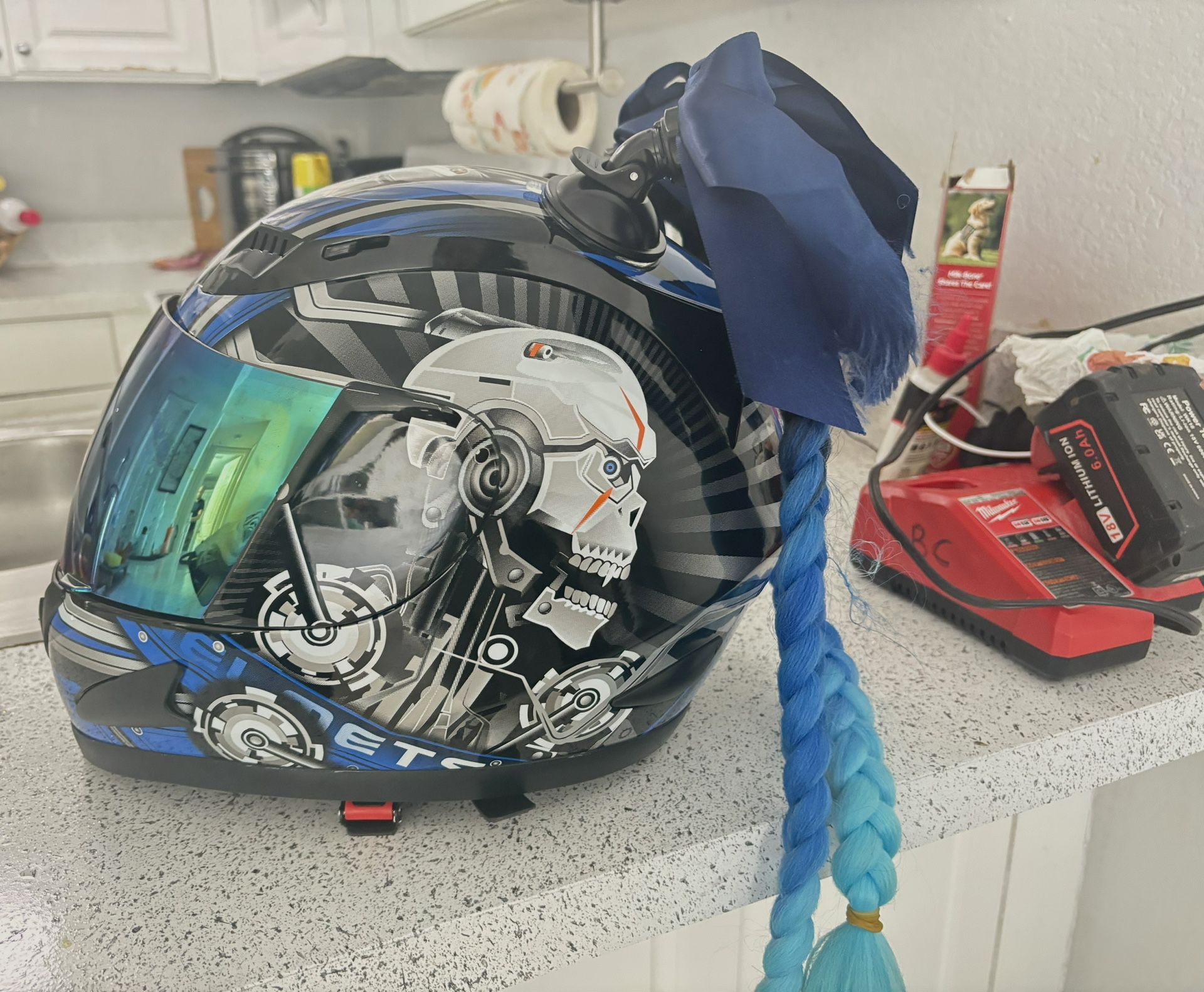 1Storm helmet (m)
