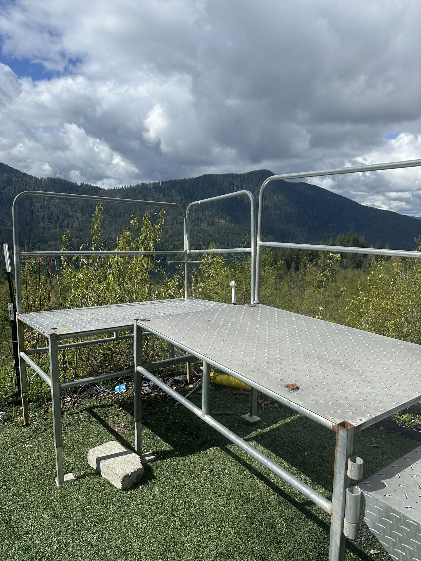RV Steps And Entry Landing