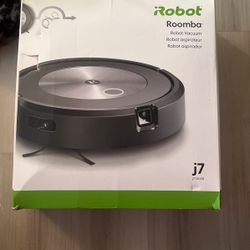 iRobot Roomba  Vacuum 