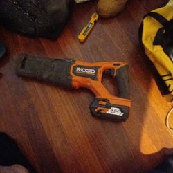 R8647 18V Brushless Cordless Reciprocating Saw Kit with (1) 4.0 Ah Battery