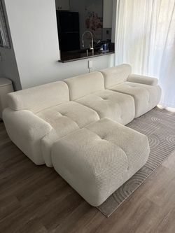 Cream Modular L-Shaped Sectional Sofa (UTC area)