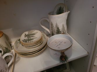 Christmas decoration dishes