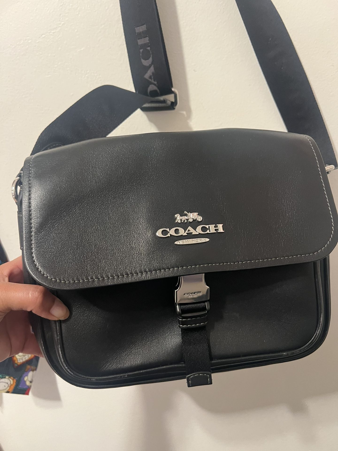 Coach black Pace Messenger Crossbody Purse Bag