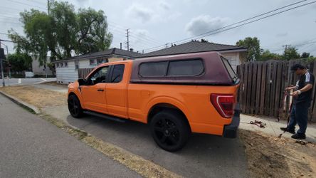 Camper shell