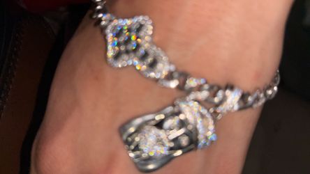 Jesus face pendant & cross bracelet