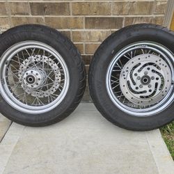 Harley Davidson Heritage Softail stock rims and tires