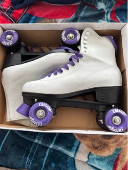 Woman’s Chicago roller skates