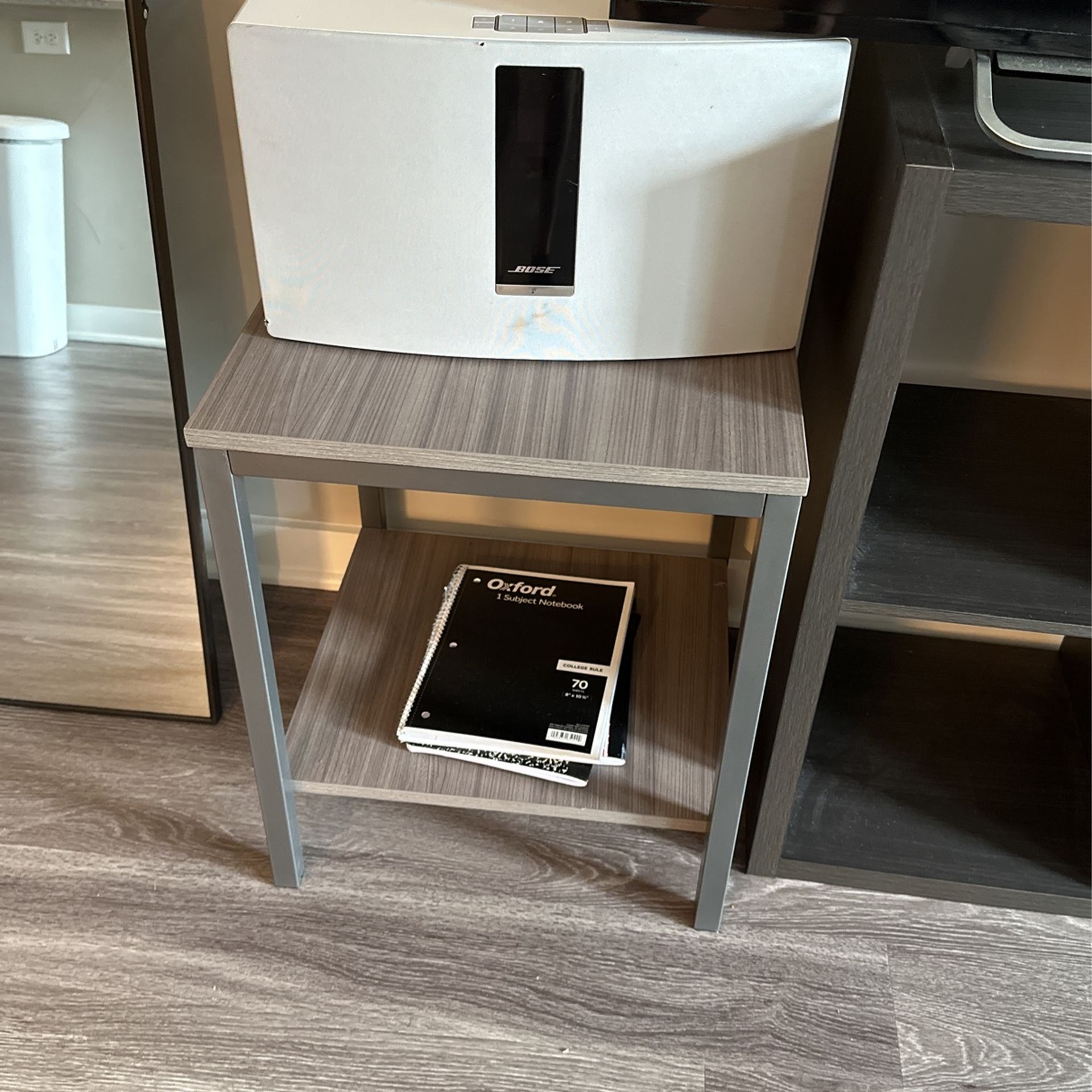 Bose Speaker Plus Stand