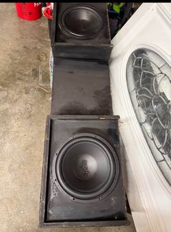 Dual Subwoofer Speaker Box Setup