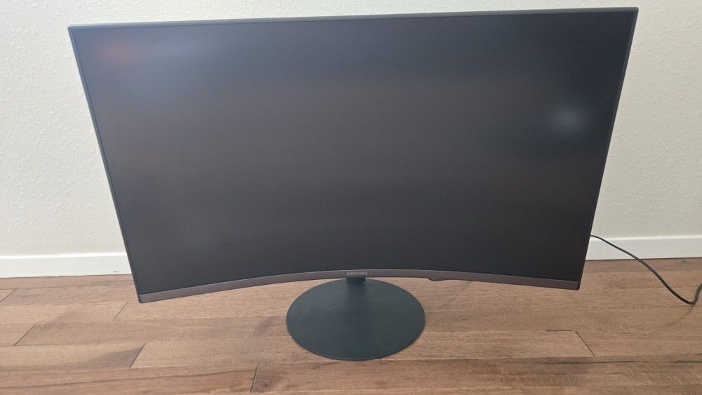 Samsung 27" Curved Gaming Monitor