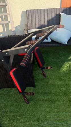 Wall pull up machine & dips