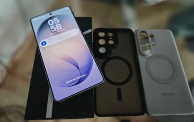 S26 ultra . 512 gb. Factory Unlocked . Silver . New
