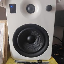 Kanto Speakers Bluetooth 