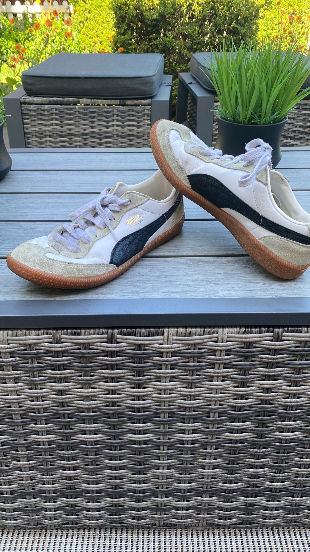Size 7.5 Puma Old School