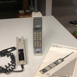 Retro Motorola Cell Phone 