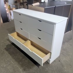 8 Drawers Dresser