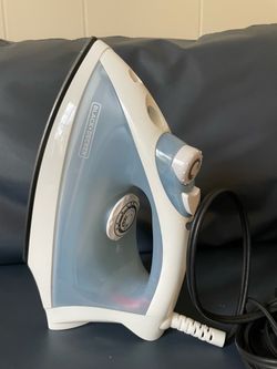 BLACK+DECKER Steam Iron