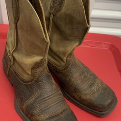 Ariat Rambler Cowboy Boots