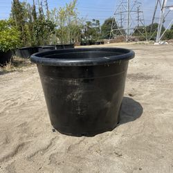 25gal Black Plastic Bucket