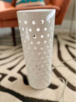 White Decorative Porcelain Table Lamp