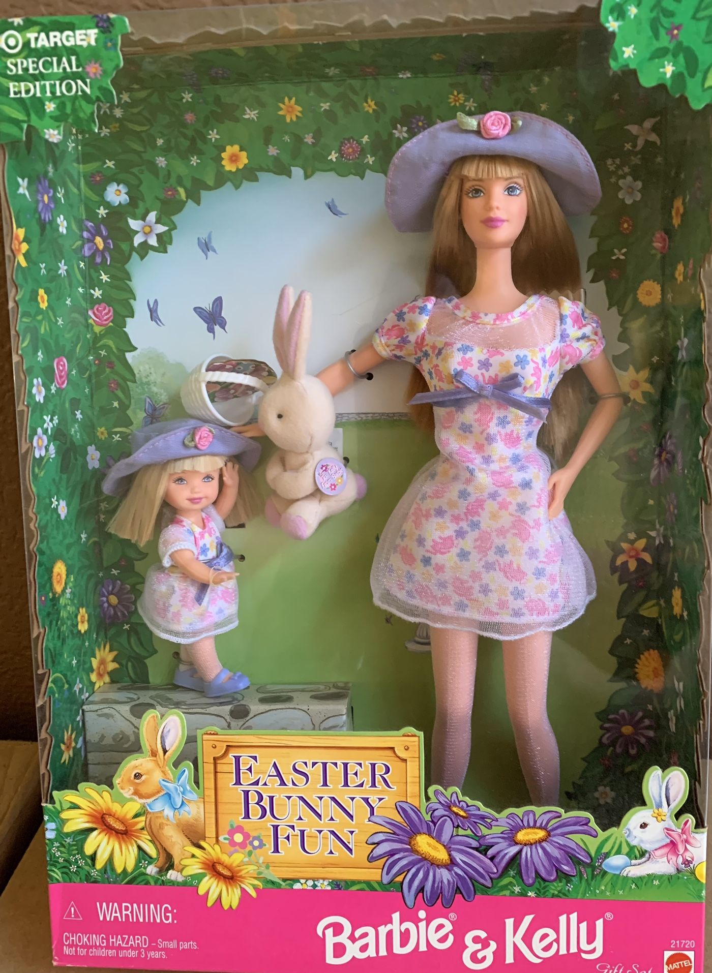 Barbie & Kelly Easter Bunny Fun 