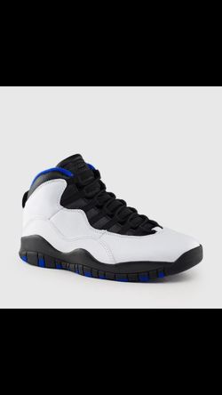 Retro 10's, size 11. Condition 8/10. Price 100